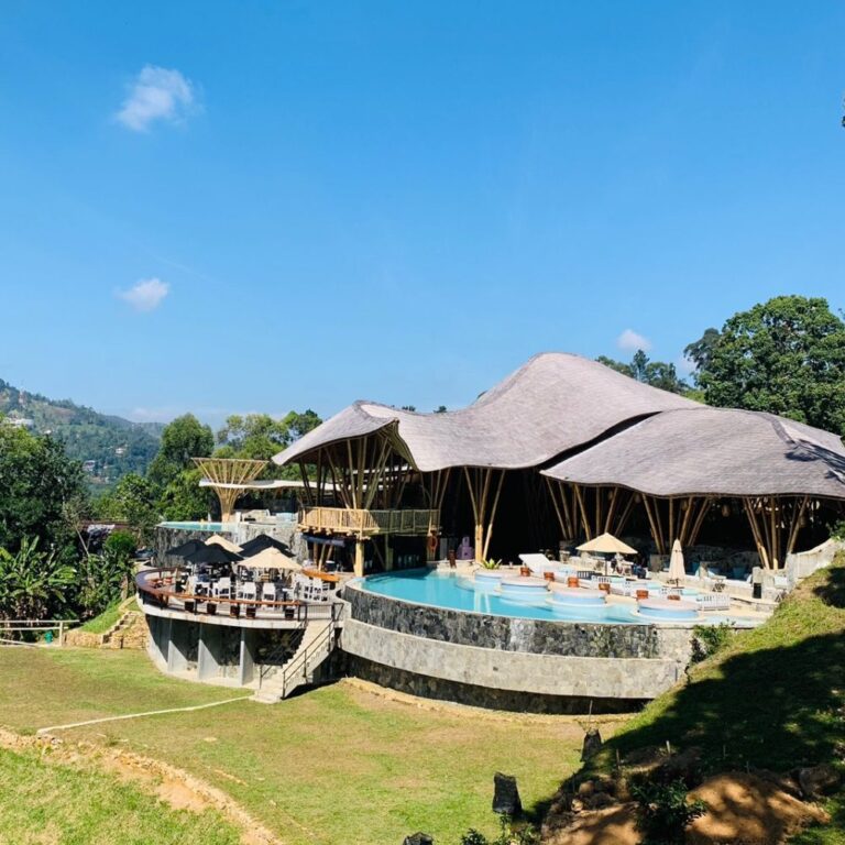 14 Ravana Pool Club